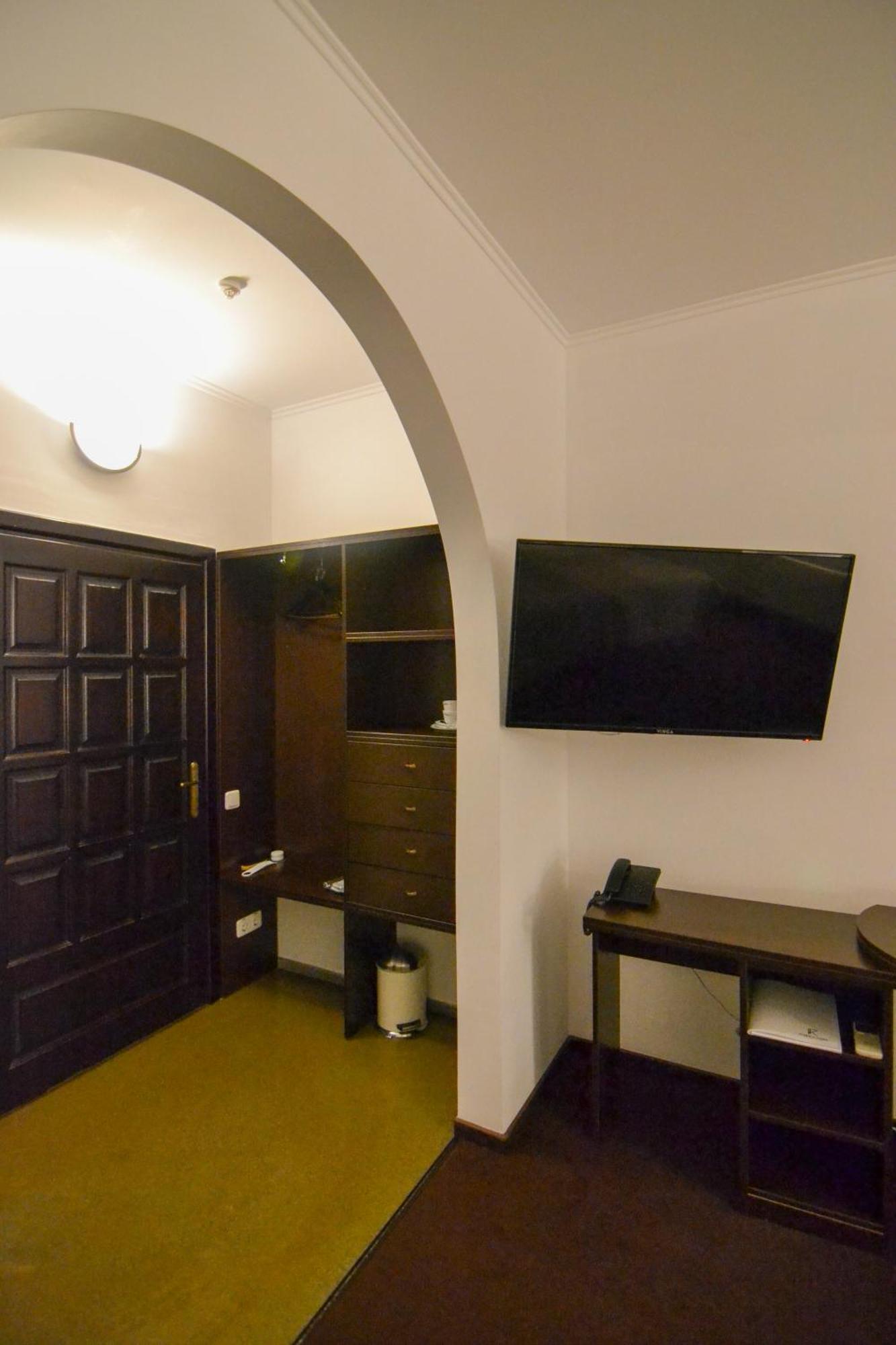 Knyazha Hora Hotel Kaniw Zimmer foto